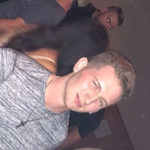 Meet your Posher, Cole